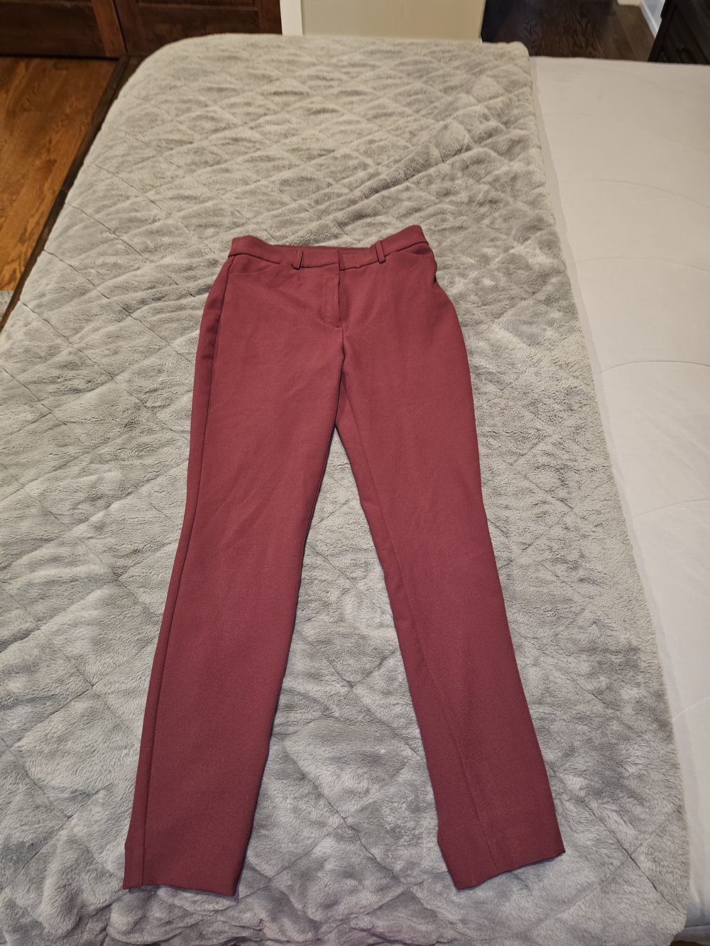 EUC - Express Wine Red Tailored Women's Pants